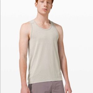 NWT Lululemon Metal Vent Breathe Tank